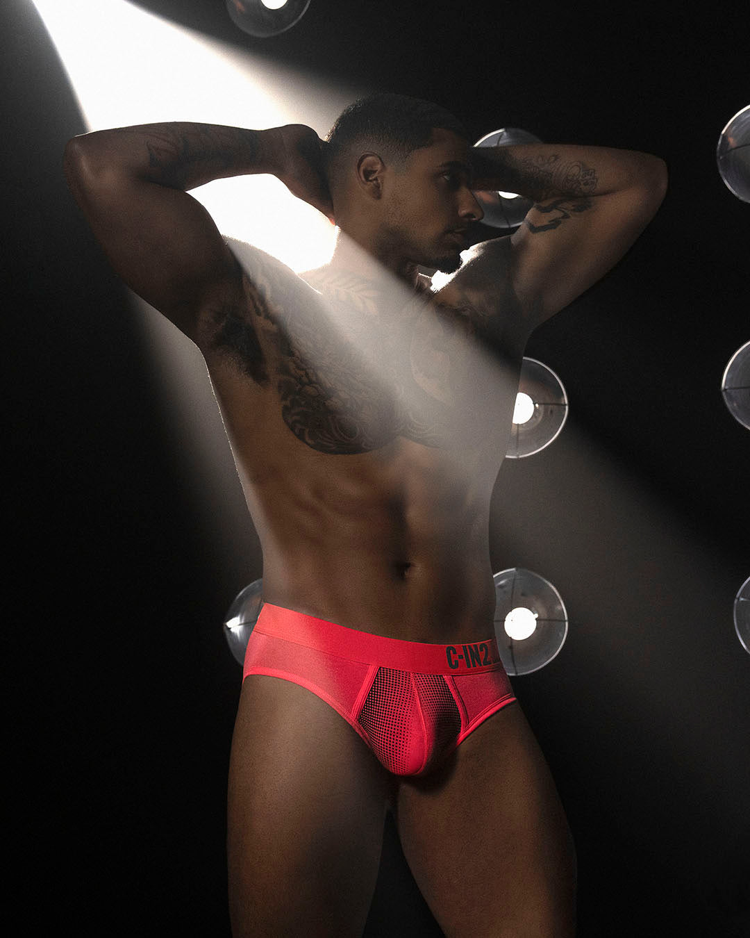 C-IN2 Super Bright Low Rise Brief in neon red – men's neon halftone low rise brief