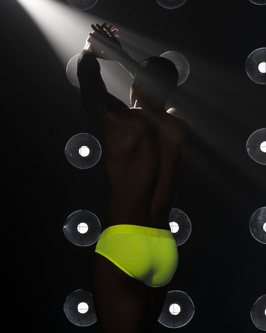 C-IN2 Super Bright Low Rise Brief in neon yellow – men's neon halftone low rise brief