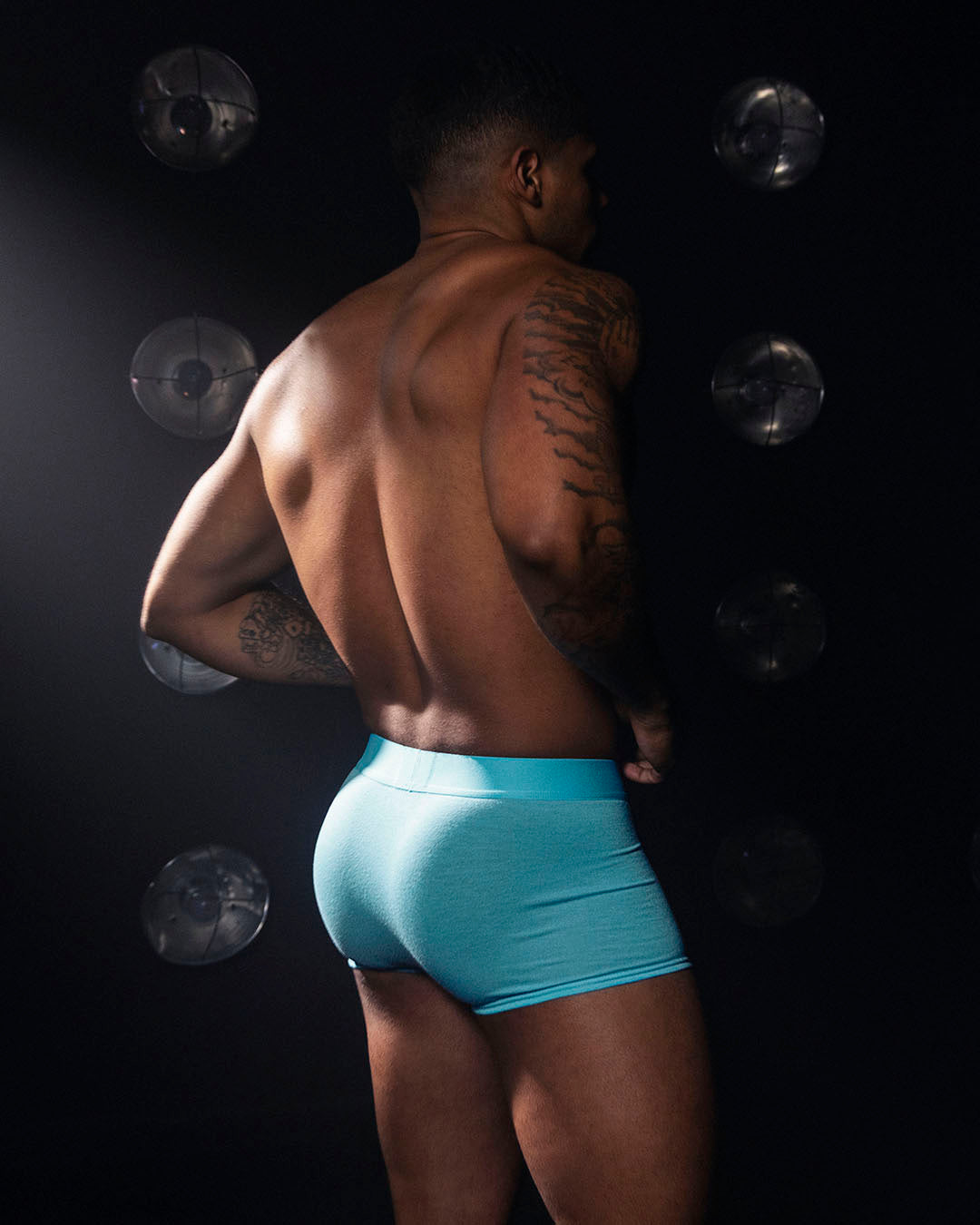 C-IN2 Super Bright Trunk in neon blue – men's neon halftone low rise trunk underwear