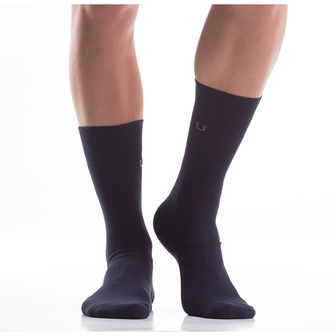 Mundo Unico men's solid dark blue cotton casual crew socks Caña – front view