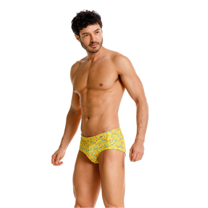 Mundo Unico Vainilla Men's Swim Shorts in Yellow – men's swimwear Handmade in Colombia