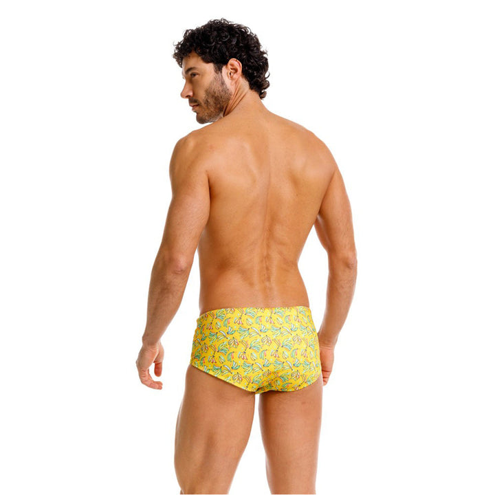 Mundo Unico Vainilla Men's Swim Shorts in Yellow – men's swimwear Handmade in Colombia