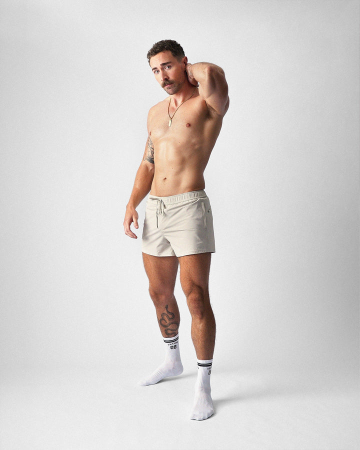 TEAMM8 Bolt 3 inch gym short in ecru – 4-way stretch best-selling performance short