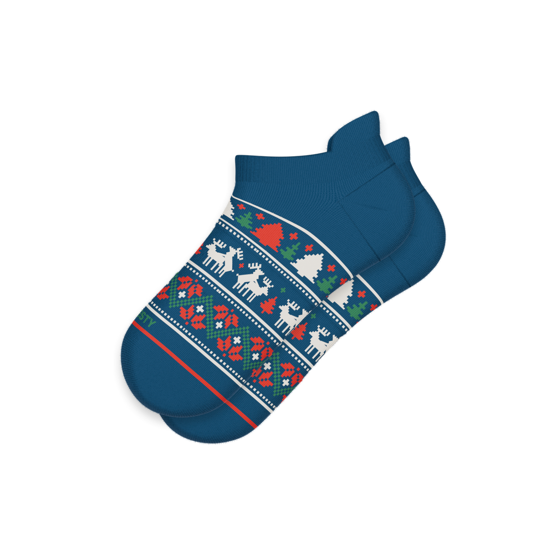 The Caribou Lous | Christmas Deer Heel Hammock™ Ankle Socks