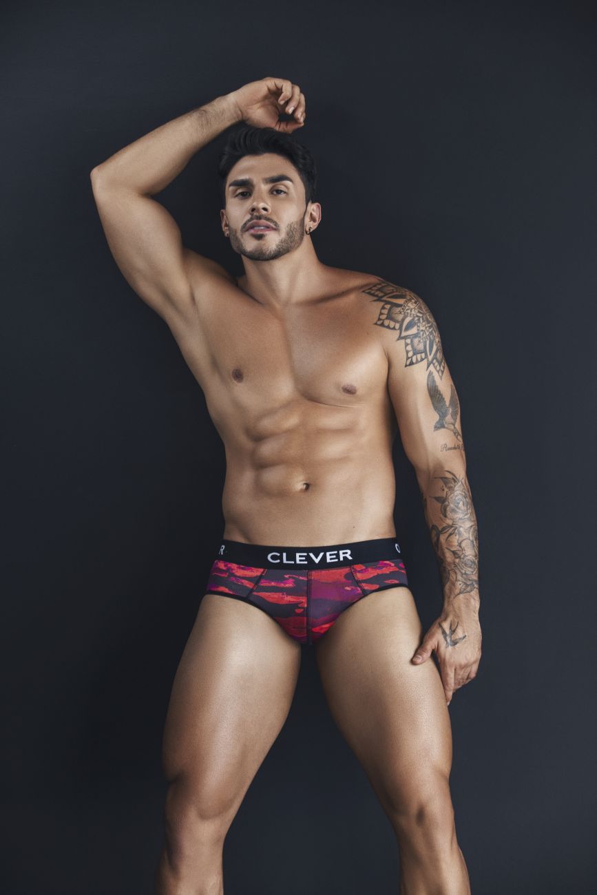 Clever men's red Navigate briefs – stretch low-rise ergonomic underwear