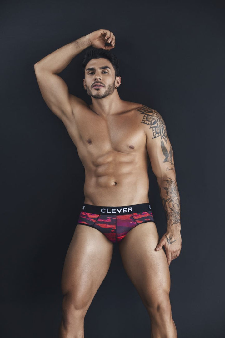 Clever men's red Navigate briefs – stretch low-rise ergonomic underwear