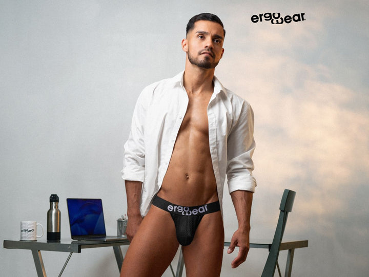 ErgoWear MAX FLOW Men's Bikini Brief in Black – men's briefs