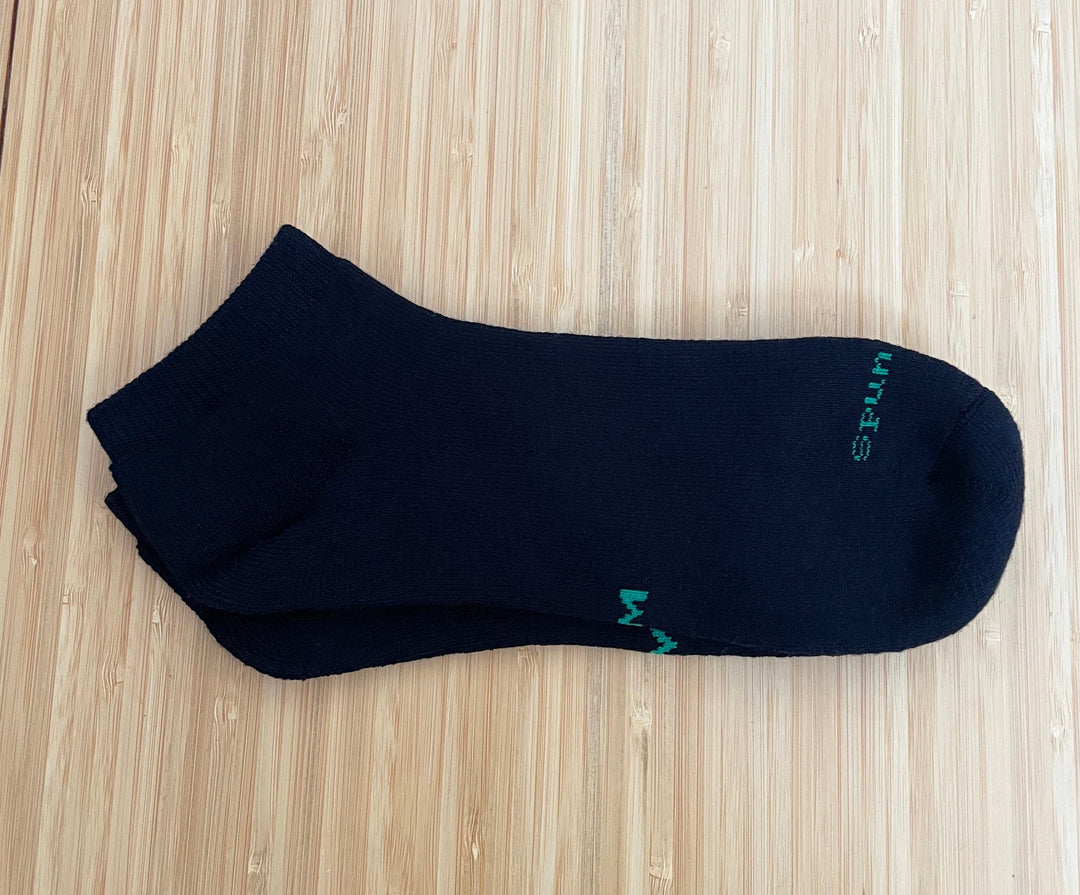 Spun Bamboo clearance no-show anklet socks in black – bamboo viscose moisture-wicking socks