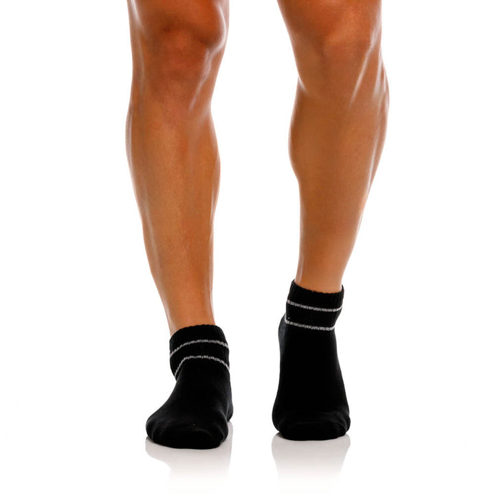 Mundo Unico men's Meta sport socks black athletic performance front