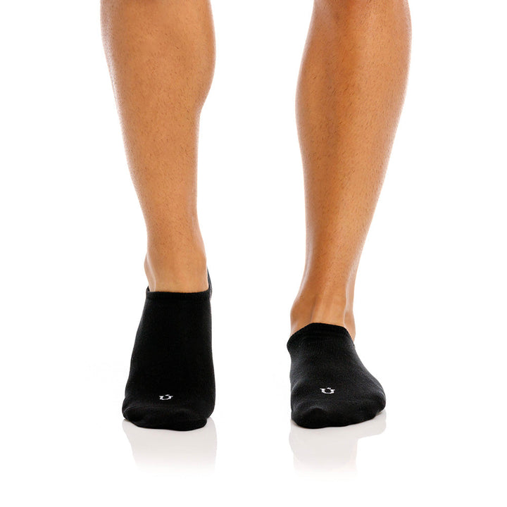 Mundo Unico Salix no-show socks in black – cotton low-cut invisible ankle socks