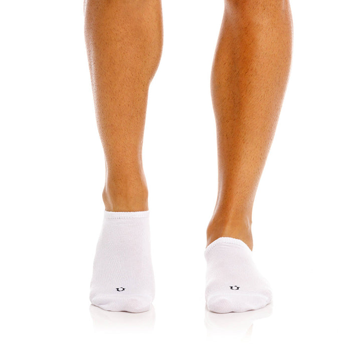 Mundo Unico men's white no-show cotton socks Vaho with logo detail – front view