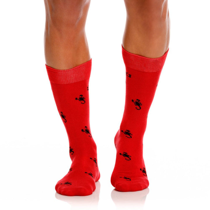 Mundo Unico Alacran casual socks in red – modal scorpion mini-print bold novelty socks