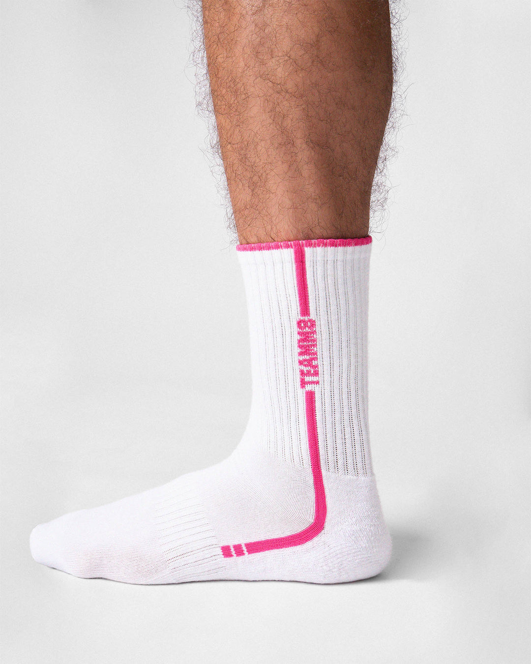 TEAMM8 Optic Crew Socks in Fuchsia – bold striped men's crew socks
