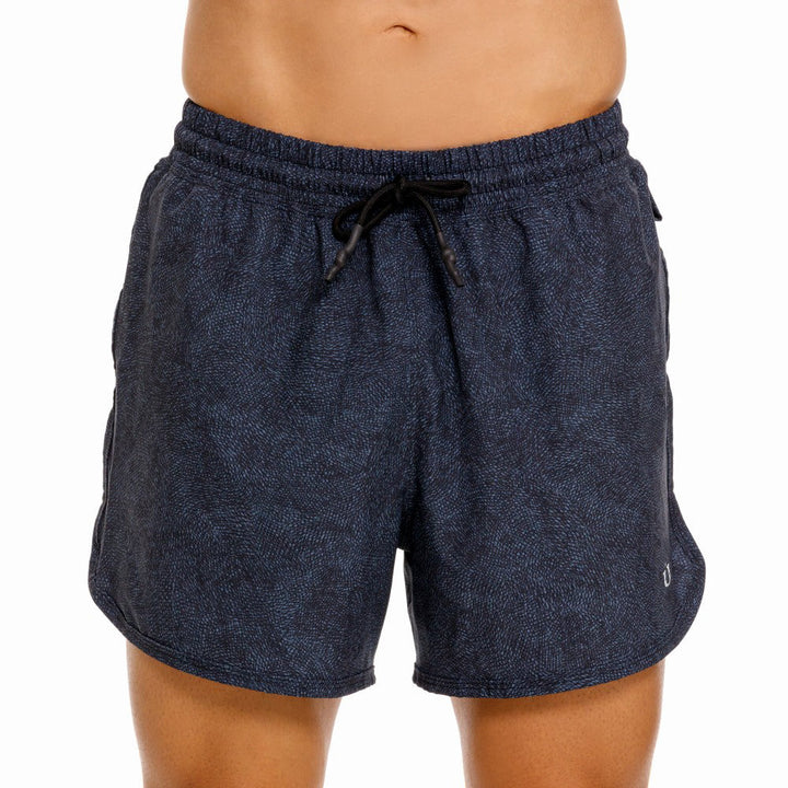 Mundo Unico Tecnica running shorts in blue – geometric Action Tech reflective logo performance shorts