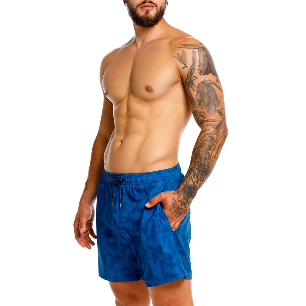 Mundo Unico Guacamaya board shorts in blue – tropical macaw parrot print swim shorts