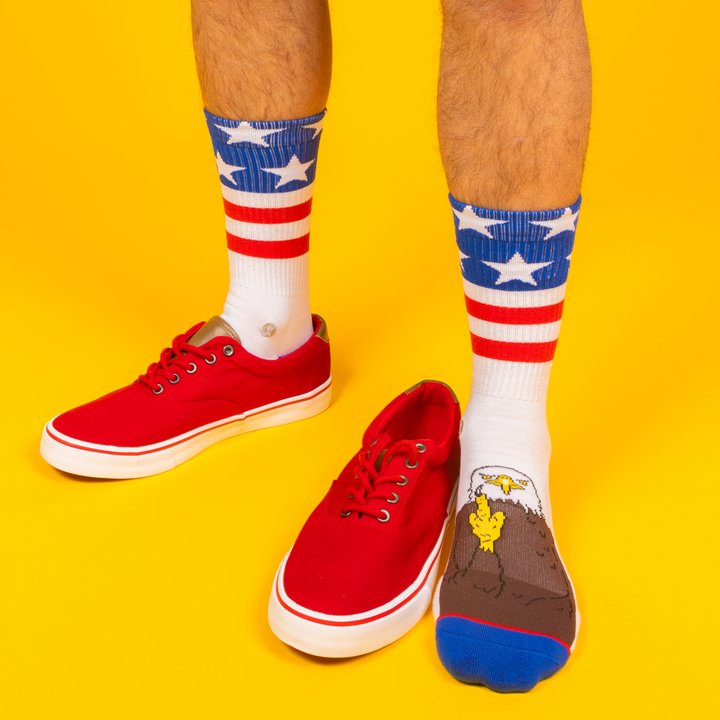Shinesty The One Finger Salute American flag bald eagle Heel Hammock crew socks – men's patriotic crew socks