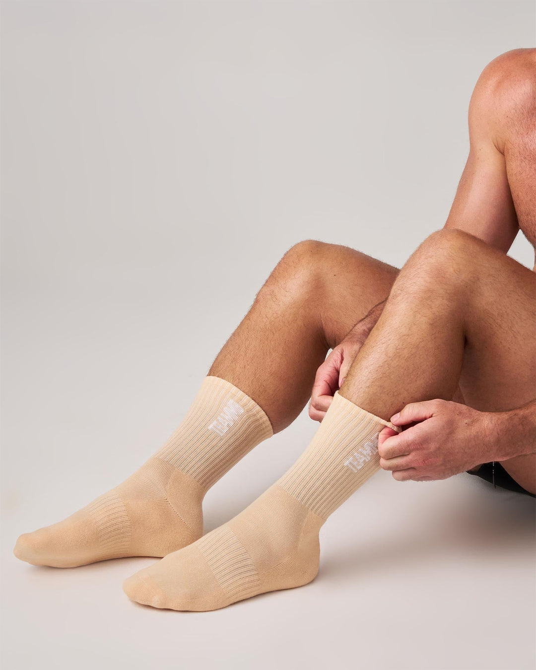 TEAMM8 Men's Crew Sport Socks - Tan & White