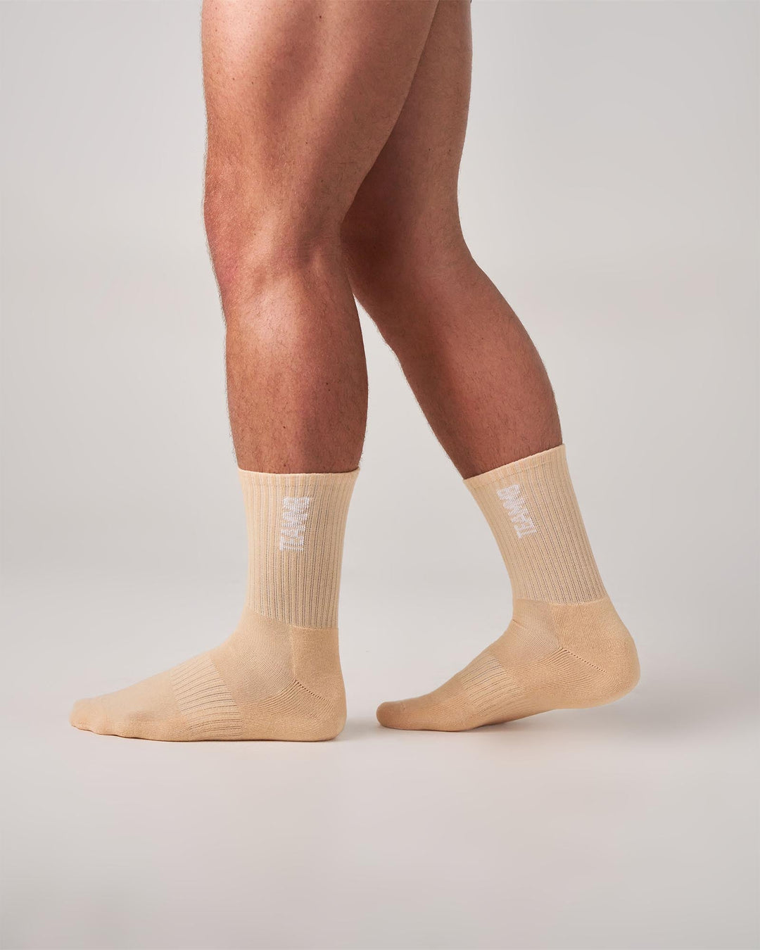 TEAMM8 Men's Crew Sport Socks - Tan & White