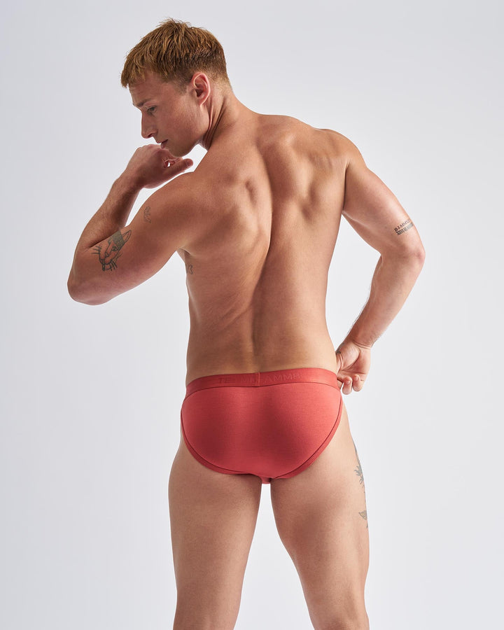 Reign Sports Brief - Amber